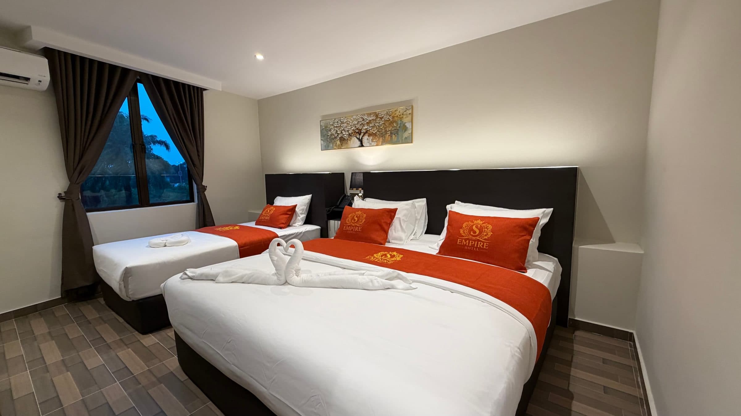Family Standard - S Empire Hotel
